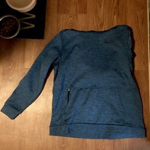 Size Large never worn Nike hoodie!! Too small for my man